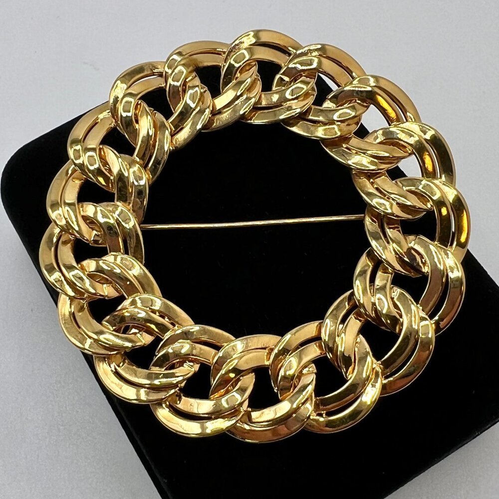 Monet Gold Plate Double Chain Link Circle Brooch (Susan Caplan Rediscovered)